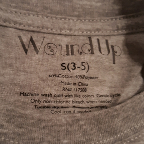 New Wound up 3/5 shirt and headband set - Picture 2 of 5